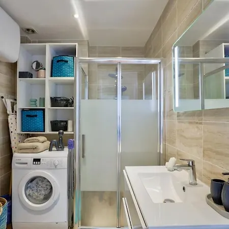 Bright 1bed Arc De Triomphe Best Location In Párizs